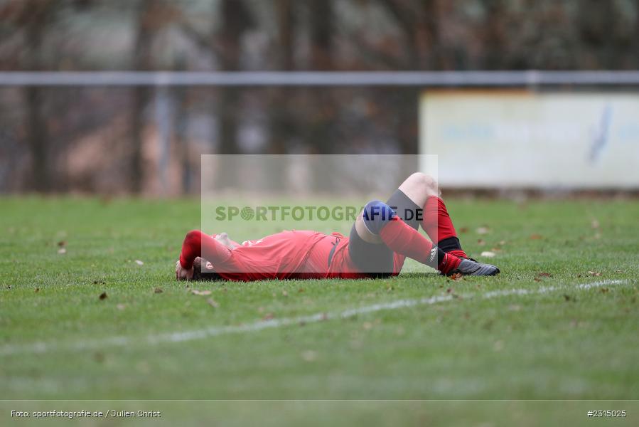 Enttäuscht, Steffen Lehofer, Sportplatz, Seifriedsburg, 21.11.2021, BFV, sport, action, Fussball, November 2021, Saison 2021/2022, Bezirksliga Unterfranken West, BZL, TSV, FVGS, TSV Uettingen, FV Gemünden/Seifriedsburg - Bild-ID: 2315025
