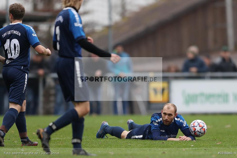 Dominik Broll, Sportplatz, Seifriedsburg, 21.11.2021, BFV, sport, action, Fussball, November 2021, Saison 2021/2022, Bezirksliga Unterfranken West, BZL, TSV, FVGS, TSV Uettingen, FV Gemünden/Seifriedsburg - Bild-ID: 2315062