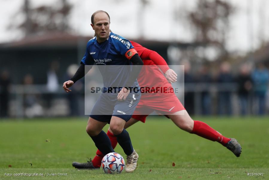 Lukas Weimer, Sportplatz, Seifriedsburg, 21.11.2021, BFV, sport, action, Fussball, November 2021, Saison 2021/2022, Bezirksliga Unterfranken West, BZL, TSV, FVGS, TSV Uettingen, FV Gemünden/Seifriedsburg - Bild-ID: 2315092 Lukas Weimer, Sportplatz, Seifriedsburg, 21.11.2021, BFV, sport, action, Fussball, November 2021, Saison 2021/2022, Bezirksliga Unterfranken West, BZL, TSV, FVGS, TSV Uettingen, FV Gemünden/Seifriedsburg - Bild-ID: 2315092