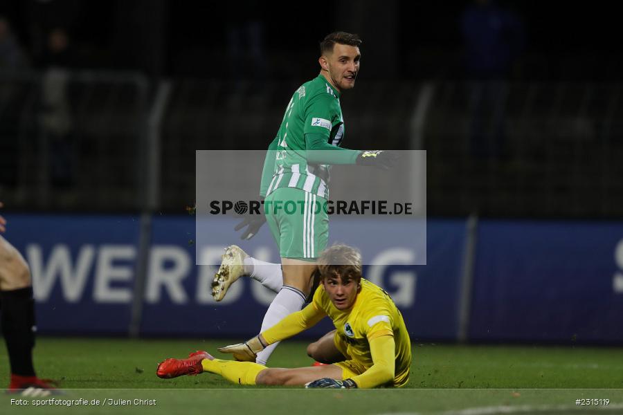 Amar Suljic, Willy-Sachs-Stadion, Schweinfurt, 23.11.2021, BFV, sport, action, Fussball, November 2021, Saison 2021/2022, 4. Liga, Regionalliga Bayern, SGF, FCS, SpVgg Greuther Fürth II, 1. FC Schweinfurt 05 - Bild-ID: 2315119 Amar Suljic, Willy-Sachs-Stadion, Schweinfurt, 23.11.2021, BFV, sport, action, Fussball, November 2021, Saison 2021/2022, 4. Liga, Regionalliga Bayern, SGF, FCS, SpVgg Greuther Fürth II, 1. FC Schweinfurt 05 - Bild-ID: 2315119