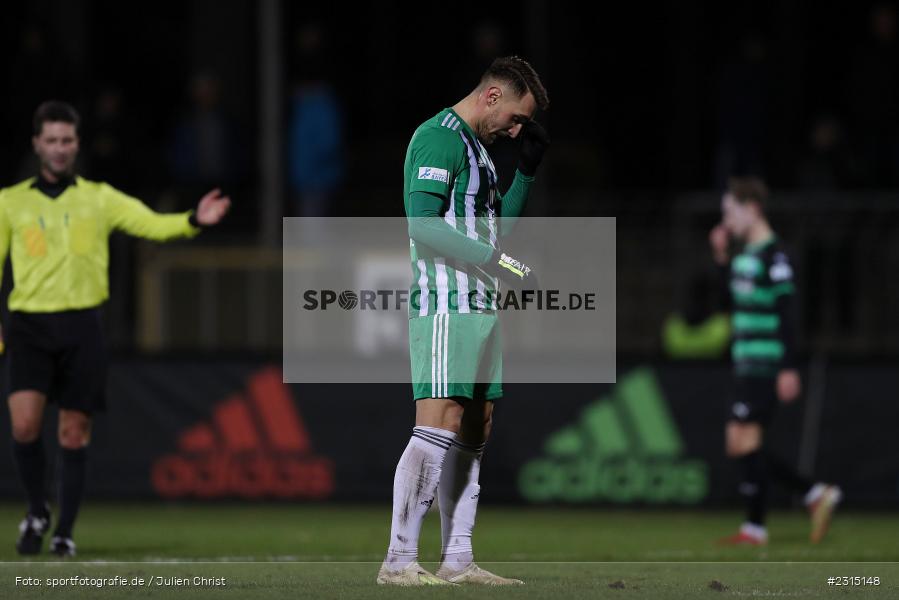 Hände, Arme, gestikuliert, hadern, Amar Suljic, Willy-Sachs-Stadion, Schweinfurt, 23.11.2021, BFV, sport, action, Fussball, November 2021, Saison 2021/2022, 4. Liga, Regionalliga Bayern, SGF, FCS, SpVgg Greuther Fürth II, 1. FC Schweinfurt 05 - Bild-ID: 2315148 Hände, Arme, gestikuliert, hadern, Amar Suljic, Willy-Sachs-Stadion, Schweinfurt, 23.11.2021, BFV, sport, action, Fussball, November 2021, Saison 2021/2022, 4. Liga, Regionalliga Bayern, SGF, FCS, SpVgg Greuther Fürth II, 1. FC Schweinfurt 05 - Bild-ID: 2315148