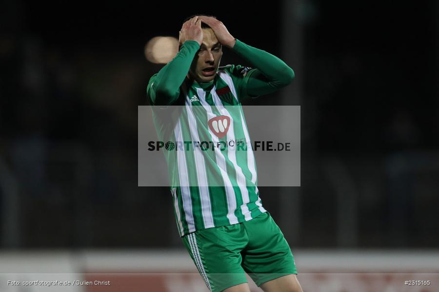 Hände, Arme, gestikuliert, Hadern, Martin Thomann, Willy-Sachs-Stadion, Schweinfurt, 23.11.2021, BFV, sport, action, Fussball, November 2021, Saison 2021/2022, 4. Liga, Regionalliga Bayern, SGF, FCS, SpVgg Greuther Fürth II, 1. FC Schweinfurt 05 - Bild-ID: 2315165 Hände, Arme, gestikuliert, Hadern, Martin Thomann, Willy-Sachs-Stadion, Schweinfurt, 23.11.2021, BFV, sport, action, Fussball, November 2021, Saison 2021/2022, 4. Liga, Regionalliga Bayern, SGF, FCS, SpVgg Greuther Fürth II, 1. FC Schweinfurt 05 - Bild-ID: 2315165