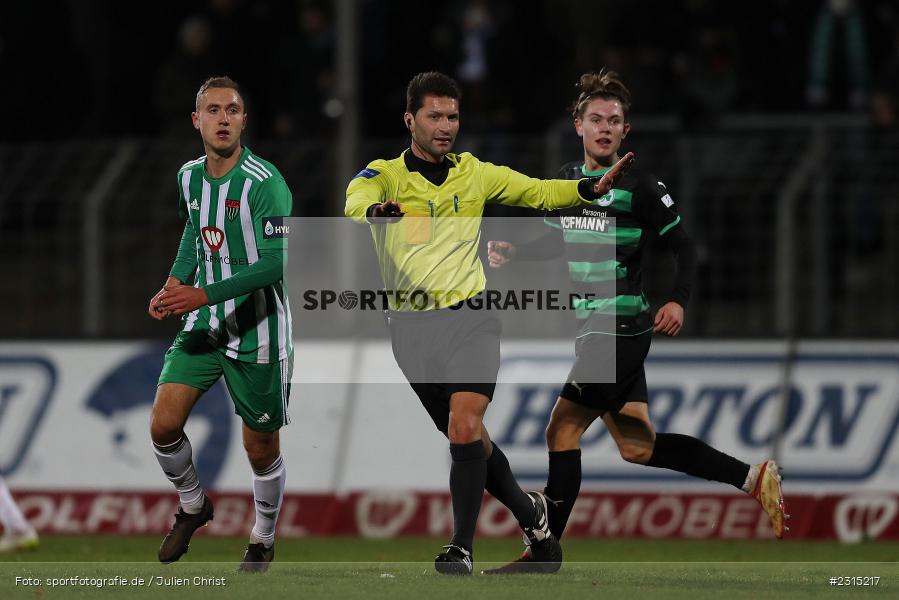 Schiedsrichter, Andreas Dinger, Willy-Sachs-Stadion, Schweinfurt, 23.11.2021, BFV, sport, action, Fussball, November 2021, Saison 2021/2022, 4. Liga, Regionalliga Bayern, SGF, FCS, SpVgg Greuther Fürth II, 1. FC Schweinfurt 05 - Bild-ID: 2315217 Schiedsrichter, Andreas Dinger, Willy-Sachs-Stadion, Schweinfurt, 23.11.2021, BFV, sport, action, Fussball, November 2021, Saison 2021/2022, 4. Liga, Regionalliga Bayern, SGF, FCS, SpVgg Greuther Fürth II, 1. FC Schweinfurt 05 - Bild-ID: 2315217