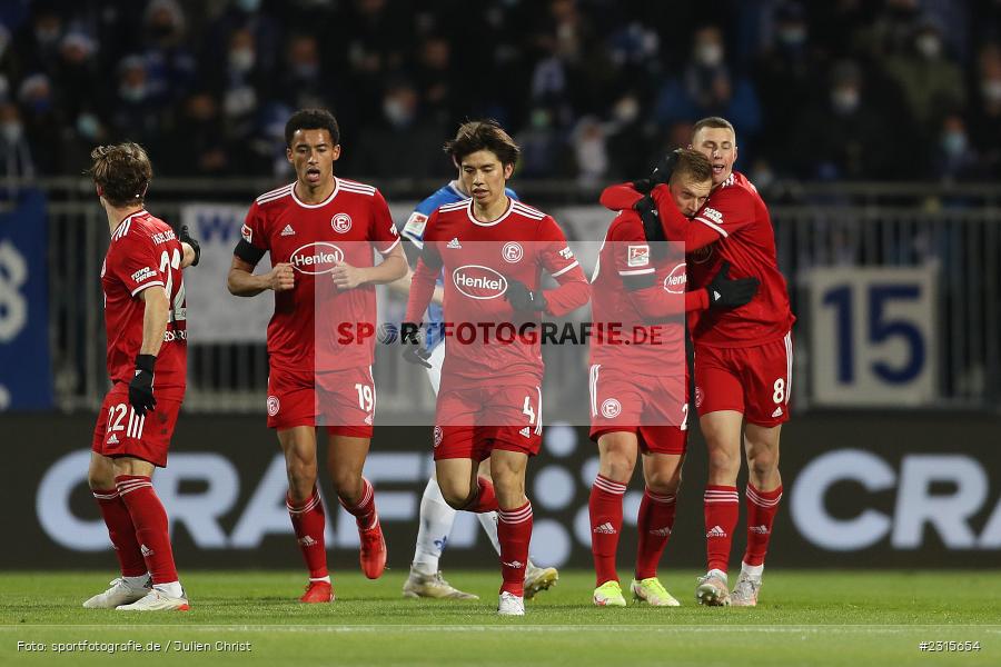 Torjubel, Rouwen Hennings, Merck-Stadion am Böllenfalltor, Darmstadt, 03.12.2021, DFL, sport, action, Fussball, Dezember 2021, Saison 2021/2022, 2. Bundesliga, F95, SVD, Fortuna Düsseldorf, SV Darmstadt 98 - Bild-ID: 2315654 Torjubel, Rouwen Hennings, Merck-Stadion am Böllenfalltor, Darmstadt, 03.12.2021, DFL, sport, action, Fussball, Dezember 2021, Saison 2021/2022, 2. Bundesliga, F95, SVD, Fortuna Düsseldorf, SV Darmstadt 98 - Bild-ID: 2315654