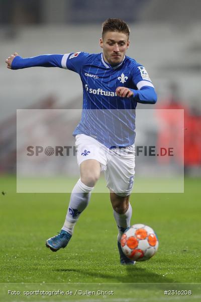 Marvin Mehlem, Merck-Stadion, Darmstadt, 15.01.2022, DFL, sport, action, Fussball, Januar 2022, Saison 2021/2022, 2. Bundesliga, KSC, SV98, Karlsruher SC, SV Darmstadt 98 - Bild-ID: 2316208