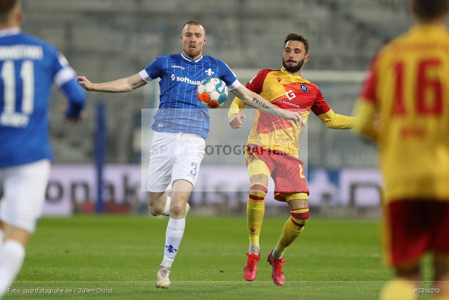 Thomas Isherwood, Merck-Stadion, Darmstadt, 15.01.2022, DFL, sport, action, Fussball, Januar 2022, Saison 2021/2022, 2. Bundesliga, KSC, SV98, Karlsruher SC, SV Darmstadt 98 - Bild-ID: 2316210