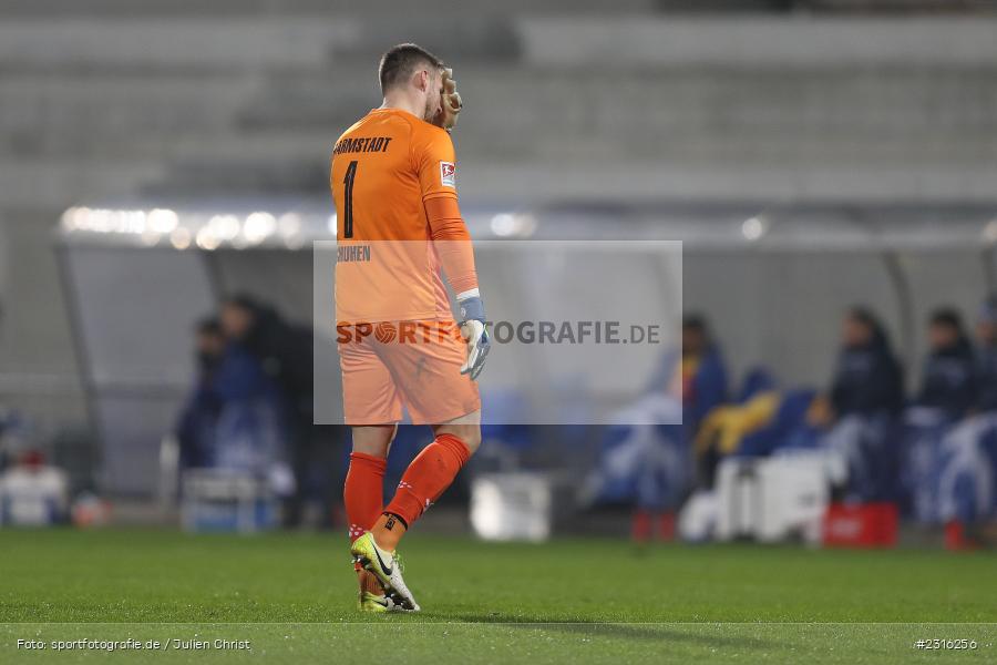 Marcel Schuhen, Merck-Stadion, Darmstadt, 15.01.2022, DFL, sport, action, Fussball, Januar 2022, Saison 2021/2022, 2. Bundesliga, KSC, SV98, Karlsruher SC, SV Darmstadt 98 - Bild-ID: 2316256