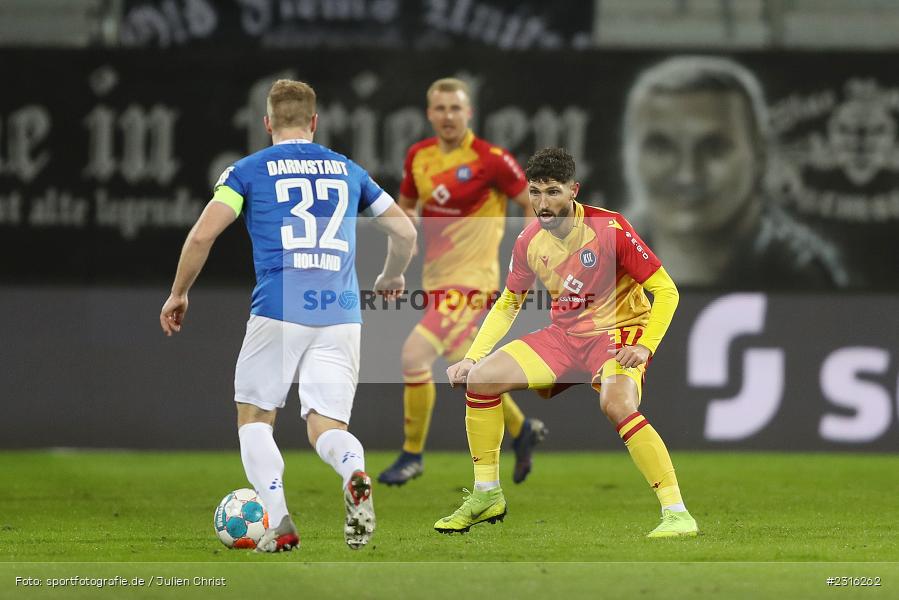Fabio Kaufmann, Merck-Stadion, Darmstadt, 15.01.2022, DFL, sport, action, Fussball, Januar 2022, Saison 2021/2022, 2. Bundesliga, KSC, SV98, Karlsruher SC, SV Darmstadt 98 - Bild-ID: 2316262