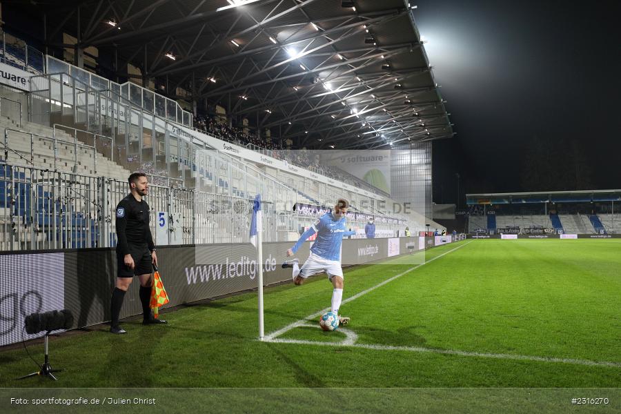 Tribüne, Leere Ränge, Tobias Kempe, Merck-Stadion, Darmstadt, 16.01.2022, DFL, sport, action, Fussball, Januar 2022, Saison 2021/2022, 2. Bundesliga, KSC, SV98, Karlsruher SC, SV Darmstadt 98 - Bild-ID: 2316270