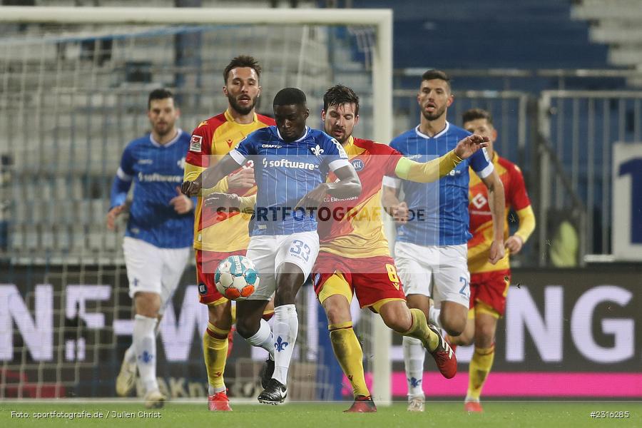 Braydon Manu, Merck-Stadion, Darmstadt, 15.01.2022, DFL, sport, action, Fussball, Januar 2022, Saison 2021/2022, 2. Bundesliga, KSC, SV98, Karlsruher SC, SV Darmstadt 98 - Bild-ID: 2316285