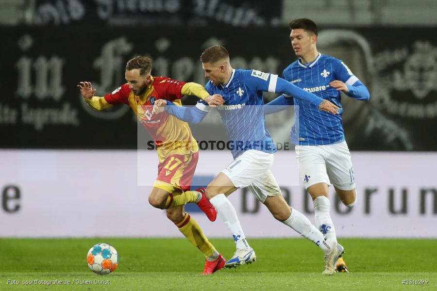 Lucas Cueto, Merck-Stadion, Darmstadt, 15.01.2022, DFL, sport, action, Fussball, Januar 2022, Saison 2021/2022, 2. Bundesliga, KSC, SV98, Karlsruher SC, SV Darmstadt 98 - Bild-ID: 2316299
