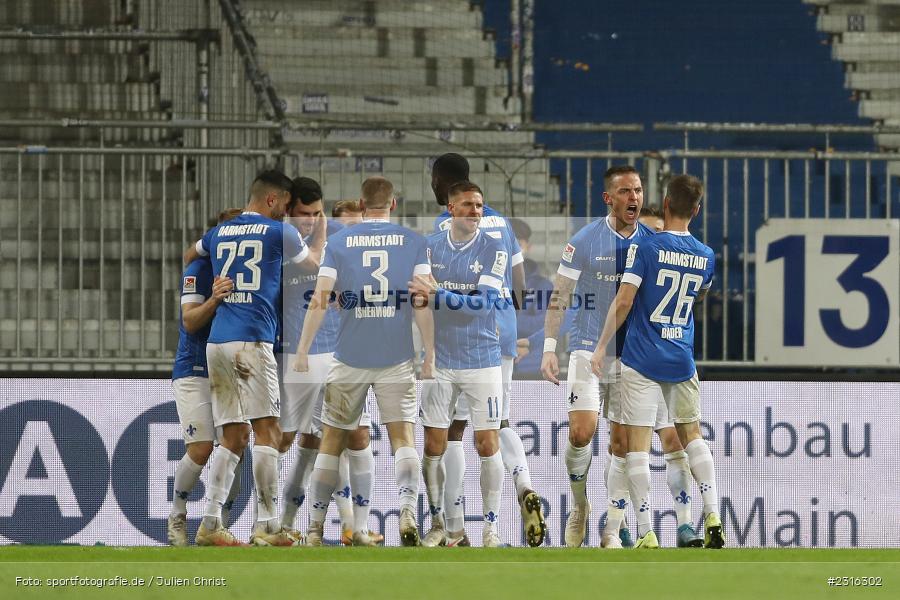 Freude, Torjubel, Phillip Tietz, Merck-Stadion, Darmstadt, 15.01.2022, DFL, sport, action, Fussball, Januar 2022, Saison 2021/2022, 2. Bundesliga, KSC, SV98, Karlsruher SC, SV Darmstadt 98 - Bild-ID: 2316302