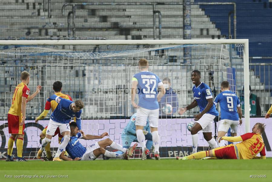 Patric Pfeiffer, Merck-Stadion, Darmstadt, 15.01.2022, DFL, sport, action, Fussball, Januar 2022, Saison 2021/2022, 2. Bundesliga, KSC, SV98, Karlsruher SC, SV Darmstadt 98 - Bild-ID: 2316305