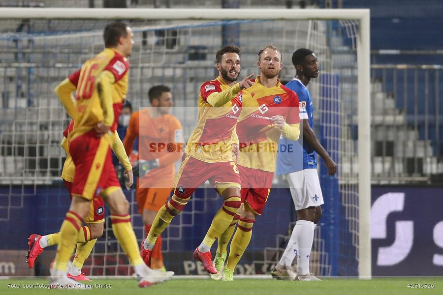 Freude, Torjubel, Fabian Schleusener, Merck-Stadion, Darmstadt, 15.01.2022, DFL, sport, action, Fussball, Januar 2022, Saison 2021/2022, 2. Bundesliga, KSC, SV98, Karlsruher SC, SV Darmstadt 98 - Bild-ID: 2316326