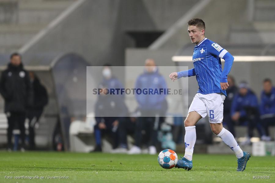 Marvin Mehlem, Merck-Stadion, Darmstadt, 15.01.2022, DFL, sport, action, Fussball, Januar 2022, Saison 2021/2022, 2. Bundesliga, KSC, SV98, Karlsruher SC, SV Darmstadt 98 - Bild-ID: 2316328