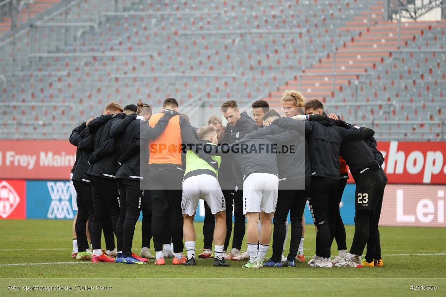 Mannschaftskreis, FLYERALARM Arena, Würzburg, 22.01.2022, DFL, sport, action, Fussball, Januar 2022, Saison 2021/2022, 3. Liga, SVW, FWK, SV Waldhof Mannheim 07, FC Würzburger Kickers - Bild-ID: 2316356