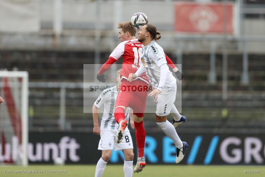 Marco Höger, FLYERALARM Arena, Würzburg, 22.01.2022, DFL, sport, action, Fussball, Januar 2022, Saison 2021/2022, 3. Liga, SVW, FWK, SV Waldhof Mannheim 07, FC Würzburger Kickers - Bild-ID: 2316361