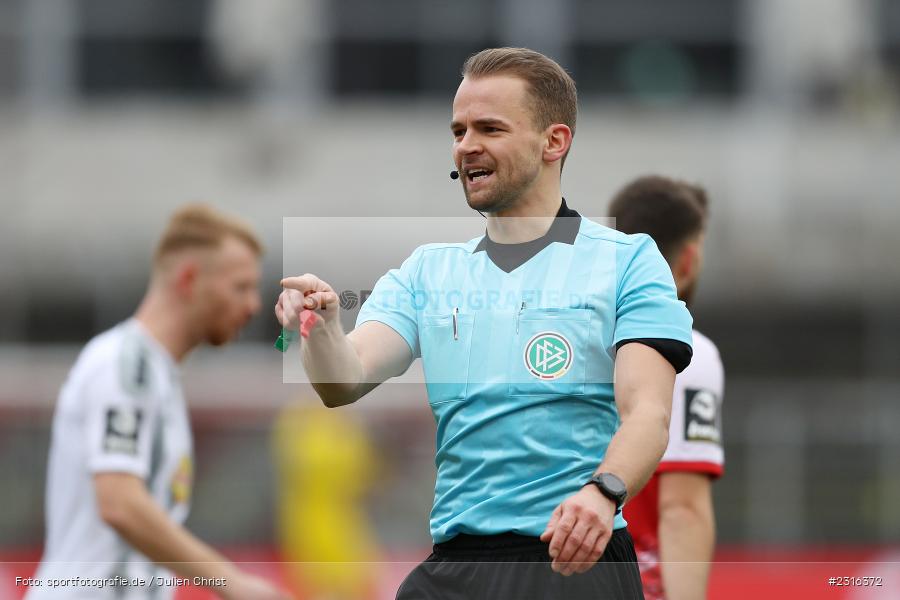 Patrick Schwengers, FLYERALARM Arena, Würzburg, 22.01.2022, DFL, sport, action, Fussball, Januar 2022, Saison 2021/2022, 3. Liga, SVW, FWK, SV Waldhof Mannheim 07, FC Würzburger Kickers - Bild-ID: 2316372