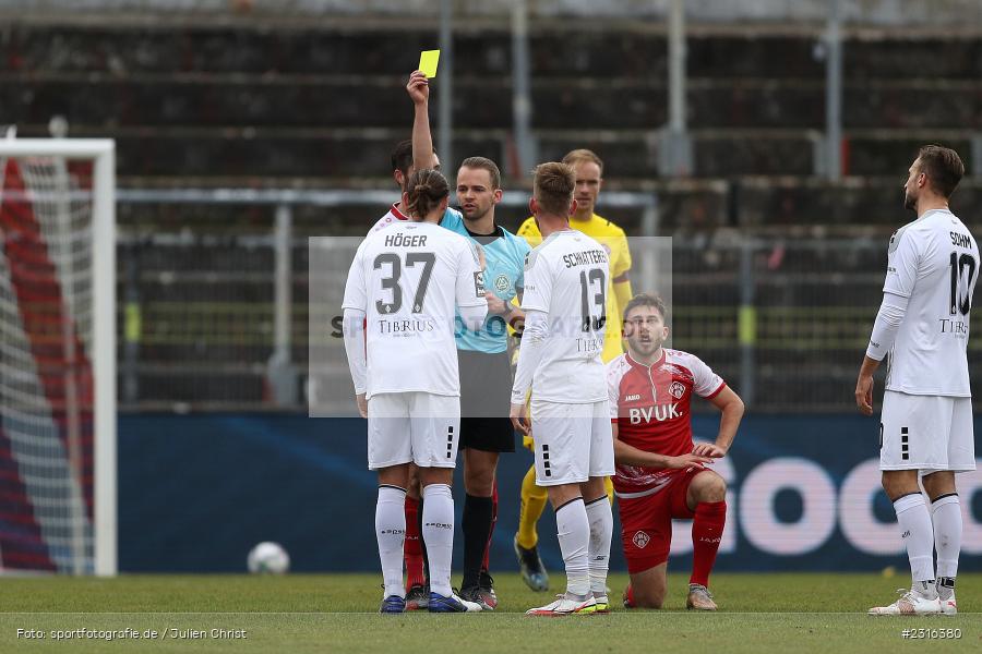 Marco Höger, FLYERALARM Arena, Würzburg, 22.01.2022, DFL, sport, action, Fussball, Januar 2022, Saison 2021/2022, 3. Liga, SVW, FWK, SV Waldhof Mannheim 07, FC Würzburger Kickers - Bild-ID: 2316380