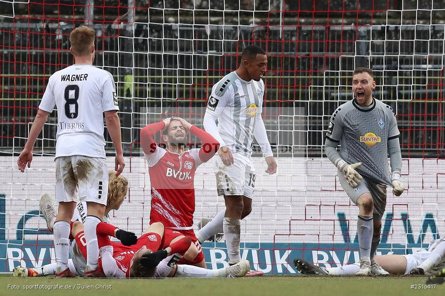 Daniel Hägele, FLYERALARM Arena, Würzburg, 22.01.2022, DFL, sport, action, Fussball, Januar 2022, Saison 2021/2022, 3. Liga, SVW, FWK, SV Waldhof Mannheim 07, FC Würzburger Kickers - Bild-ID: 2316417