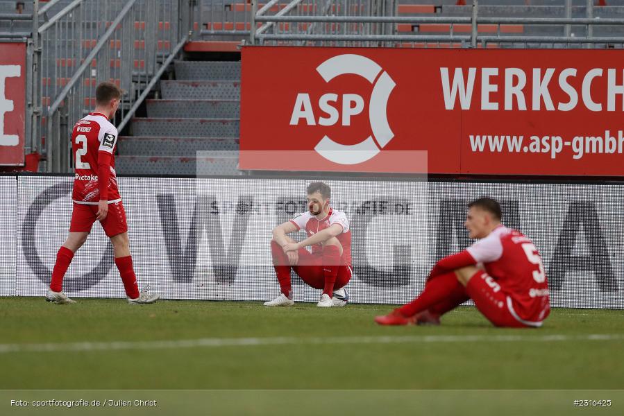 Robert Herrmann, FLYERALARM Arena, Würzburg, 22.01.2022, DFL, sport, action, Fussball, Januar 2022, Saison 2021/2022, 3. Liga, SVW, FWK, SV Waldhof Mannheim 07, FC Würzburger Kickers - Bild-ID: 2316425