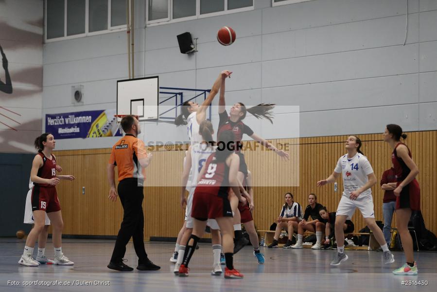 Sprungball, Margret Pfister, Hans-Wilhelm-Renkhoff-Halle, Marktheidenfeld, 22.01.2022, 20158, sport, action, Basketball, Januar 2022, Saison 2021/2022, Regionalliga Damen HR-Nord, Regionalliga Südost, RB, TVM, Regensburg Baskets, TV Marktheidenfeld - Bild-ID: 2316430