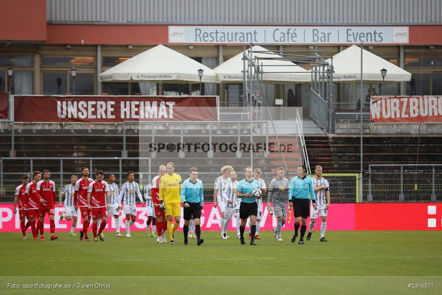Schiedsrichter, Patrick Schwengers, FLYERALARM Arena, Würzburg, 22.01.2022, DFL, sport, action, Fussball, Januar 2022, Saison 2021/2022, 3. Liga, SVW, FWK, SV Waldhof Mannheim 07, FC Würzburger Kickers - Bild-ID: 2316571