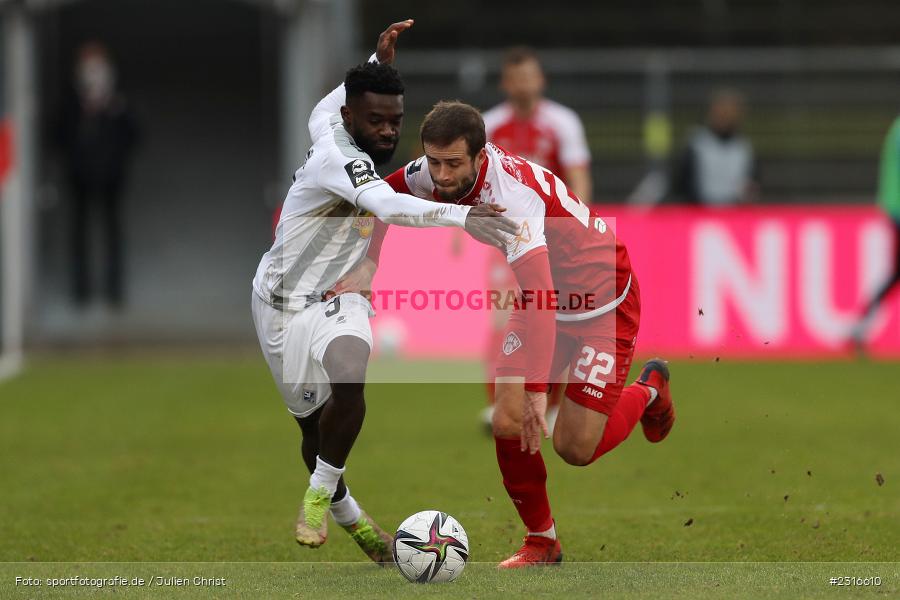Joseph Boyamba, FLYERALARM Arena, Würzburg, 22.01.2022, DFL, sport, action, Fussball, Januar 2022, Saison 2021/2022, 3. Liga, SVW, FWK, SV Waldhof Mannheim 07, FC Würzburger Kickers - Bild-ID: 2316610