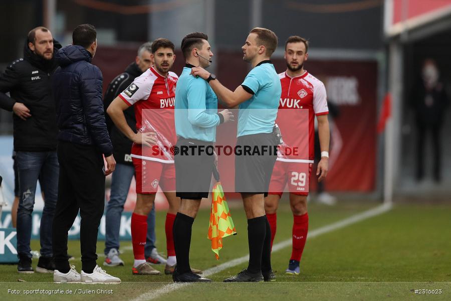 Roman Potemkin, Patrick Schwengers, FLYERALARM Arena, Würzburg, 22.01.2022, DFL, sport, action, Fussball, Januar 2022, Saison 2021/2022, 3. Liga, SVW, FWK, SV Waldhof Mannheim 07, FC Würzburger Kickers - Bild-ID: 2316623