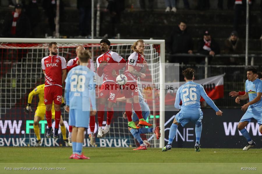 Noah Raphael Weißhaupt, FLYERALARM Arena, Würzburg, 28.01.2022, DFL, sport, action, Fussball, Januar 2022, Saison 2021/2022, 3. Liga, SCF, FWK, SC Freiburg II, FC Würzburger Kickers - Bild-ID: 2316662