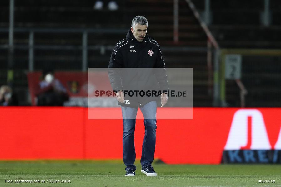 Danny Schwarz, FLYERALARM Arena, Würzburg, 28.01.2022, DFL, sport, action, Fussball, Januar 2022, Saison 2021/2022, 3. Liga, SCF, FWK, SC Freiburg II, FC Würzburger Kickers - Bild-ID: 2316705