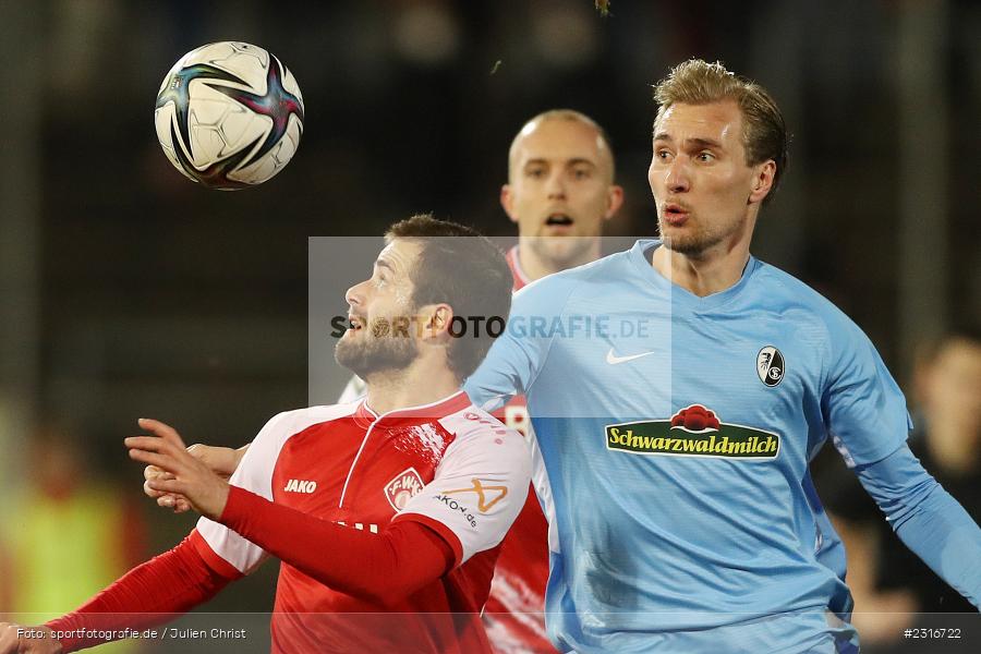 Daniel Hägele, FLYERALARM Arena, Würzburg, 28.01.2022, DFL, sport, action, Fussball, Januar 2022, Saison 2021/2022, 3. Liga, SCF, FWK, SC Freiburg II, FC Würzburger Kickers - Bild-ID: 2316722