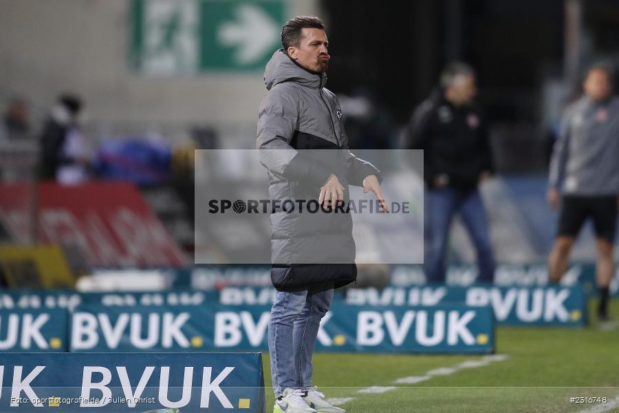 Thomas Stamm, FLYERALARM Arena, Würzburg, 28.01.2022, DFL, sport, action, Fussball, Januar 2022, Saison 2021/2022, 3. Liga, SCF, FWK, SC Freiburg II, FC Würzburger Kickers - Bild-ID: 2316748