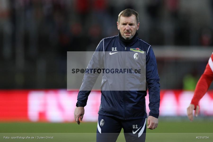 Uwe Staib, FLYERALARM Arena, Würzburg, 28.01.2022, DFL, sport, action, Fussball, Januar 2022, Saison 2021/2022, 3. Liga, SCF, FWK, SC Freiburg II, FC Würzburger Kickers - Bild-ID: 2316754 Uwe Staib, FLYERALARM Arena, Würzburg, 28.01.2022, DFL, sport, action, Fussball, Januar 2022, Saison 2021/2022, 3. Liga, SCF, FWK, SC Freiburg II, FC Würzburger Kickers - Bild-ID: 2316754