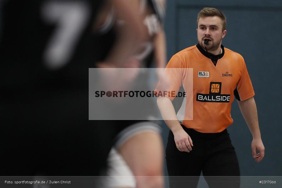 Schiedsrichter, Fabian Bergmann, Hans-Wilhelm-Renkhoff-Halle, Marktheidenfeld, 29.01.2022, DBB, sport, action, Januar 2022, Saison 2021/2022, HRN, RLD, Regionalliga Damen HR-Nord, Basketball, Regionalliga, BG Litzendorf, TV Marktheidenfeld - Bild-ID: 2317066