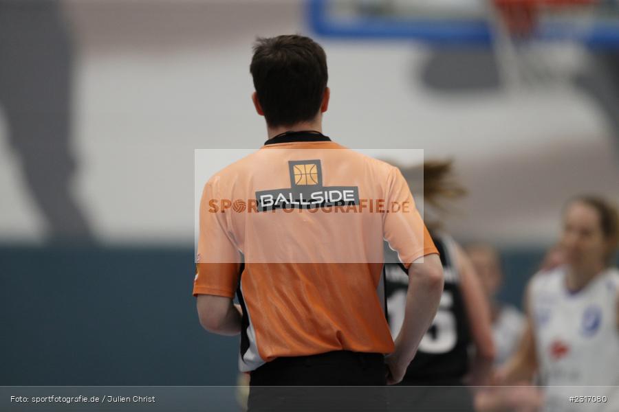 Schiedsrichter, Symbolbild, Hans-Wilhelm-Renkhoff-Halle, Marktheidenfeld, 29.01.2022, DBB, sport, action, Januar 2022, Saison 2021/2022, HRN, RLD, Regionalliga Damen HR-Nord, Basketball, Regionalliga, BG Litzendorf, TV Marktheidenfeld - Bild-ID: 2317080