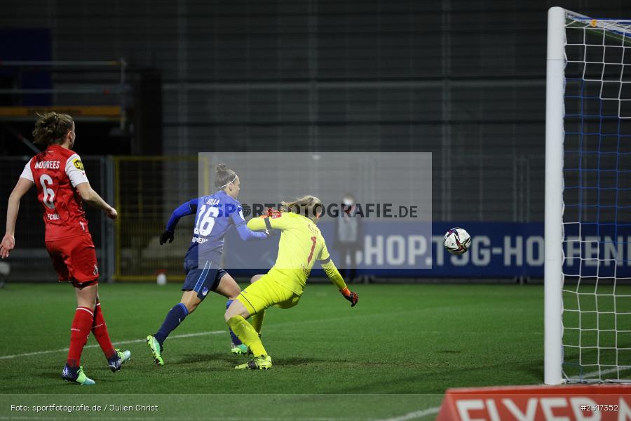 Nicole Billa, Dietmar-Hopp-Stadion, Sinsheim, 04.02.2022, DFB, sport, action, Februar 2022, Saison 2021/2022, FLYERALARM Frauen-Bundesliga, FFBL, FCK, TSG, 1. FC Köln, TSG 1899 Hoffenheim - Bild-ID: 2317352 Nicole Billa, Dietmar-Hopp-Stadion, Sinsheim, 04.02.2022, DFB, sport, action, Februar 2022, Saison 2021/2022, FLYERALARM Frauen-Bundesliga, FFBL, FCK, TSG, 1. FC Köln, TSG 1899 Hoffenheim - Bild-ID: 2317352