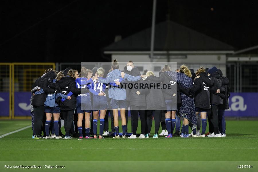 Mannschaftskreis, Dietmar-Hopp-Stadion, Sinsheim, 04.02.2022, DFB, sport, action, Februar 2022, Saison 2021/2022, FLYERALARM Frauen-Bundesliga, FFBL, FCK, TSG, 1. FC Köln, TSG 1899 Hoffenheim - Bild-ID: 2317434