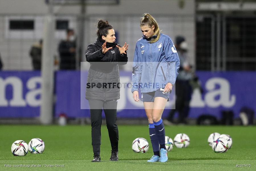 Co-Trainerin, Nadine Rosler, Dietmar-Hopp-Stadion, Sinsheim, 04.02.2022, DFB, sport, action, Februar 2022, Saison 2021/2022, FLYERALARM Frauen-Bundesliga, FFBL, FCK, TSG, 1. FC Köln, TSG 1899 Hoffenheim - Bild-ID: 2317475 Co-Trainerin, Nadine Rosler, Dietmar-Hopp-Stadion, Sinsheim, 04.02.2022, DFB, sport, action, Februar 2022, Saison 2021/2022, FLYERALARM Frauen-Bundesliga, FFBL, FCK, TSG, 1. FC Köln, TSG 1899 Hoffenheim - Bild-ID: 2317475