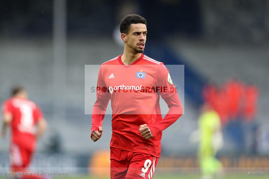 Robert Glatzel, Merck-Stadion am Böllenfalltor, Darmstadt, 06.02.2022, DFL, sport, action, Februar 2022, Saison 2021/2022, 2. Bundesliga, HSV, SV98, Hamburger SV, SV Darmstadt 98 - Bild-ID: 2317720 Robert Glatzel, Merck-Stadion am Böllenfalltor, Darmstadt, 06.02.2022, DFL, sport, action, Februar 2022, Saison 2021/2022, 2. Bundesliga, HSV, SV98, Hamburger SV, SV Darmstadt 98 - Bild-ID: 2317720