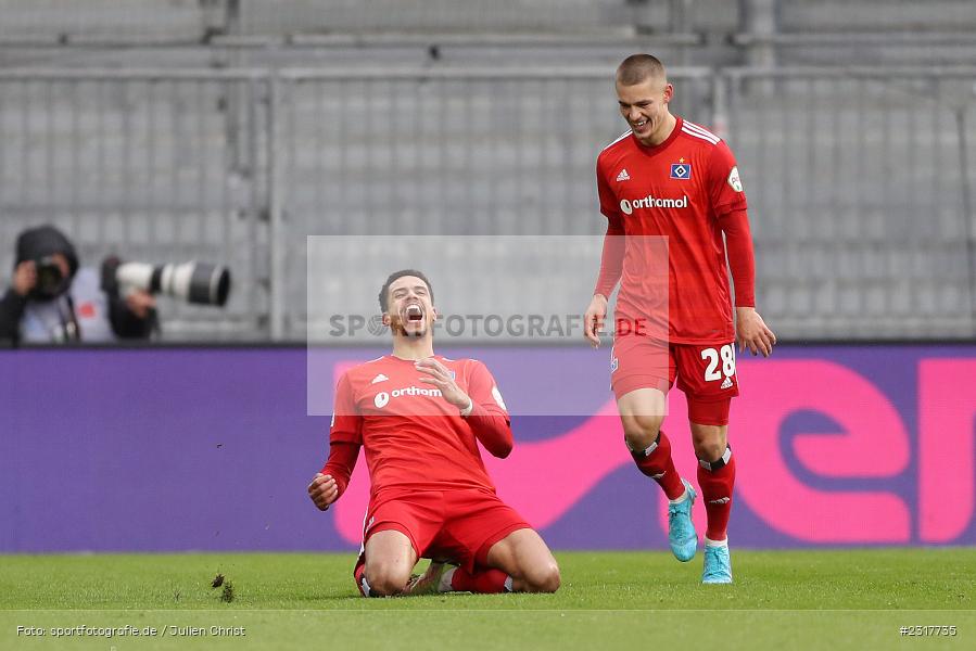 Torjubel, Robert Glatzel, Merck-Stadion am Böllenfalltor, Darmstadt, 06.02.2022, DFL, sport, action, Februar 2022, Saison 2021/2022, 2. Bundesliga, HSV, SV98, Hamburger SV, SV Darmstadt 98 - Bild-ID: 2317735