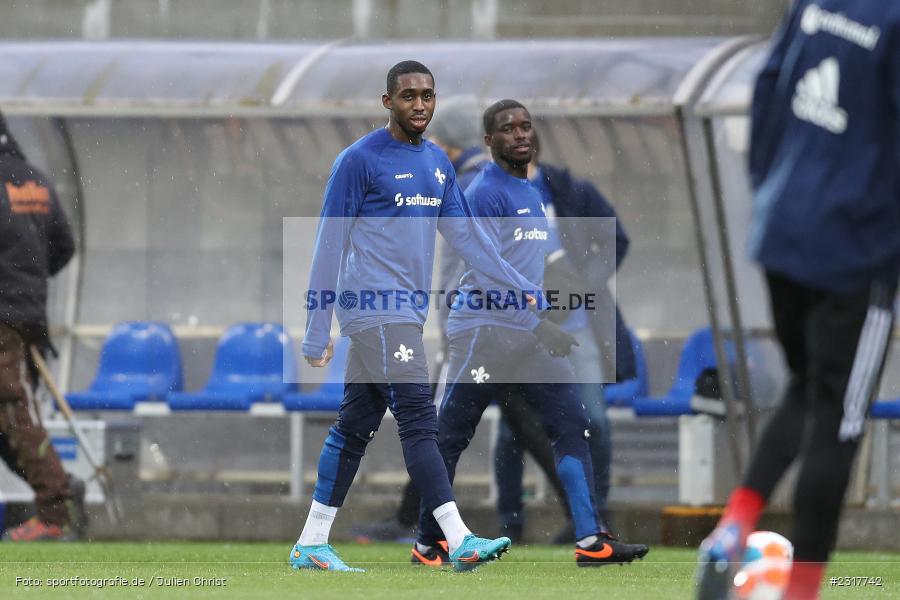Frank Ronstadt, Merck-Stadion am Böllenfalltor, Darmstadt, 06.02.2022, DFL, sport, action, Februar 2022, Saison 2021/2022, 2. Bundesliga, HSV, SV98, Hamburger SV, SV Darmstadt 98 - Bild-ID: 2317742 Frank Ronstadt, Merck-Stadion am Böllenfalltor, Darmstadt, 06.02.2022, DFL, sport, action, Februar 2022, Saison 2021/2022, 2. Bundesliga, HSV, SV98, Hamburger SV, SV Darmstadt 98 - Bild-ID: 2317742