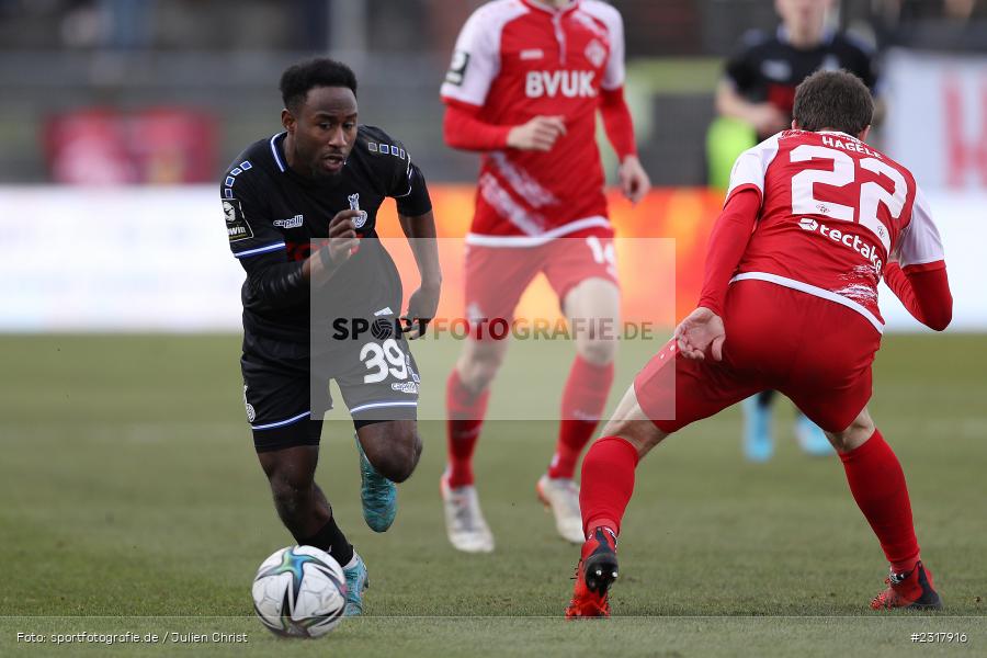 John Yeboah, FLYERALARM Arena, Würzburg, 12.02.2022, DFL, sport, action, Februar 2022, Saison 2021/2022, 3. Liga, MSV, FWK, MSV Duisburg, FC Würzburger Kickers - Bild-ID: 2317916