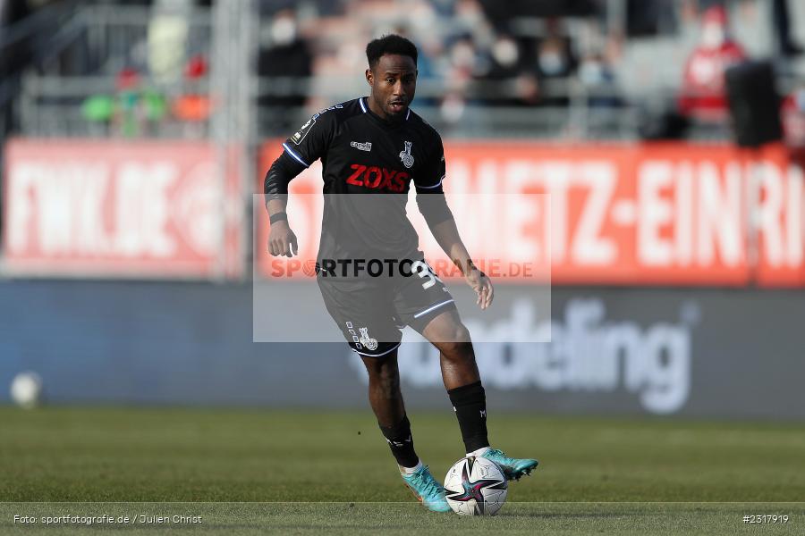 John Yeboah, FLYERALARM Arena, Würzburg, 12.02.2022, DFL, sport, action, Februar 2022, Saison 2021/2022, 3. Liga, MSV, FWK, MSV Duisburg, FC Würzburger Kickers - Bild-ID: 2317919