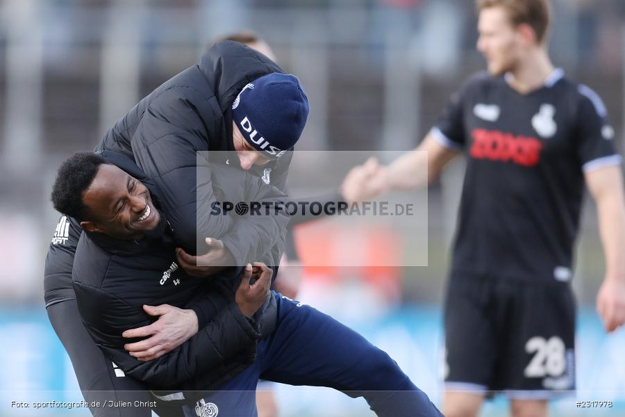 John Yeboah, FLYERALARM Arena, Würzburg, 12.02.2022, DFL, sport, action, Februar 2022, Saison 2021/2022, 3. Liga, MSV, FWK, MSV Duisburg, FC Würzburger Kickers - Bild-ID: 2317978