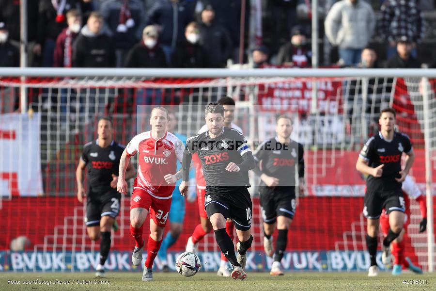 Moritz Stoppelkamp, FLYERALARM Arena, Würzburg, 12.02.2022, DFL, sport, action, Februar 2022, Saison 2021/2022, 3. Liga, MSV, FWK, MSV Duisburg, FC Würzburger Kickers - Bild-ID: 2318011