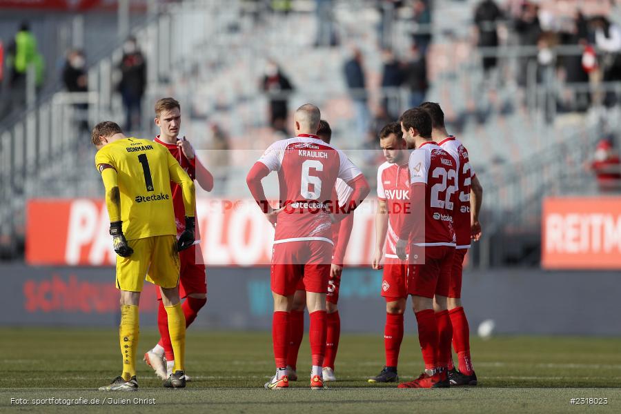 David Kopacz, Maximilian Breunig, Hendrik Bonmann, Daniel Hägele, Tobias Kraulich, FLYERALARM Arena, Würzburg, 12.02.2022, DFL, sport, action, Februar 2022, Saison 2021/2022, 3. Liga, MSV, FWK, MSV Duisburg, FC Würzburger Kickers - Bild-ID: 2318023