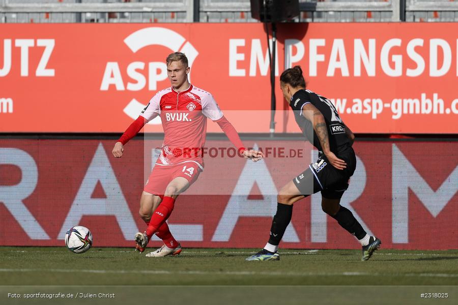 Louis Breunig, FLYERALARM Arena, Würzburg, 12.02.2022, DFL, sport, action, Februar 2022, Saison 2021/2022, 3. Liga, MSV, FWK, MSV Duisburg, FC Würzburger Kickers - Bild-ID: 2318025