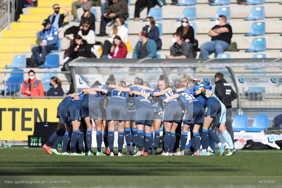 Mannschaftskreis, Dietmar-Hopp-Stadion, Hoffenheim, 13.02.2022, DFB, sport, action, Februar 2022, Saison 2021/2022, FLYERALARM Frauen-Bundesliga, FFBL, SGS, TSG, SGS Essen, TSG 1899 Hoffenheim - Bild-ID: 2318087 Mannschaftskreis, Dietmar-Hopp-Stadion, Hoffenheim, 13.02.2022, DFB, sport, action, Februar 2022, Saison 2021/2022, FLYERALARM Frauen-Bundesliga, FFBL, SGS, TSG, SGS Essen, TSG 1899 Hoffenheim - Bild-ID: 2318087