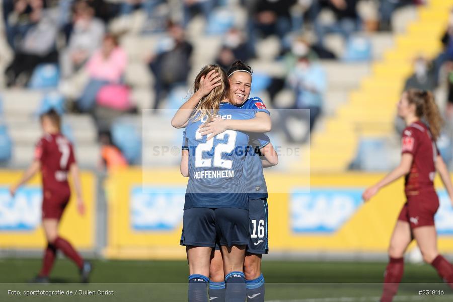 Sarai Linder, Dietmar-Hopp-Stadion, Hoffenheim, 13.02.2022, DFB, sport, action, Februar 2022, Saison 2021/2022, FLYERALARM Frauen-Bundesliga, FFBL, SGS, TSG, SGS Essen, TSG 1899 Hoffenheim - Bild-ID: 2318116 Sarai Linder, Dietmar-Hopp-Stadion, Hoffenheim, 13.02.2022, DFB, sport, action, Februar 2022, Saison 2021/2022, FLYERALARM Frauen-Bundesliga, FFBL, SGS, TSG, SGS Essen, TSG 1899 Hoffenheim - Bild-ID: 2318116